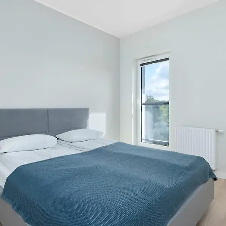 Przestronne Apartamenty Z Parkingiem Lodz Telefoniczna 21 By Heyrent * Lodz
